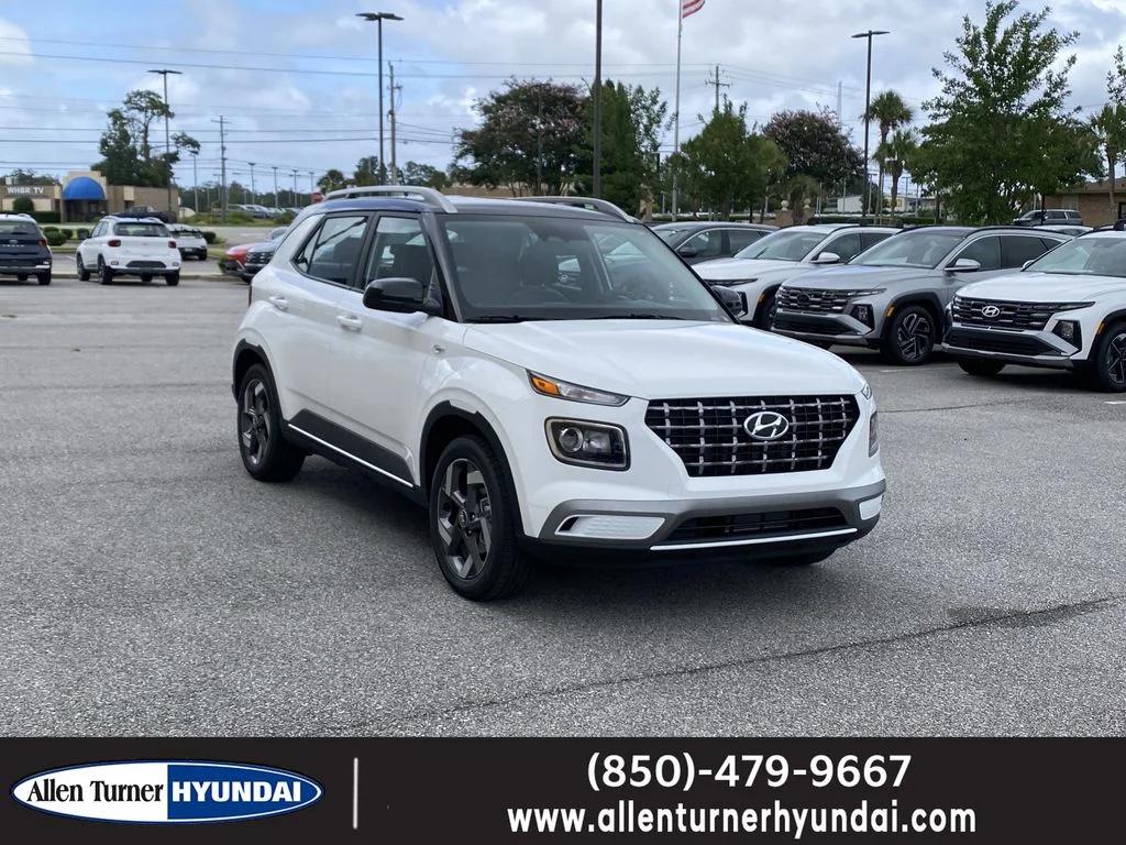 Used 2026 Lunar White w/Black Roof Hyundai SEL image 1