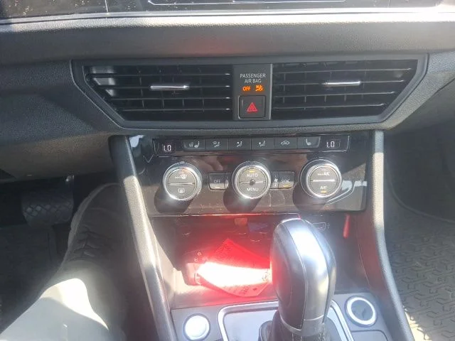 Used 2019 Pure White Volkswagen R-Line image 19
