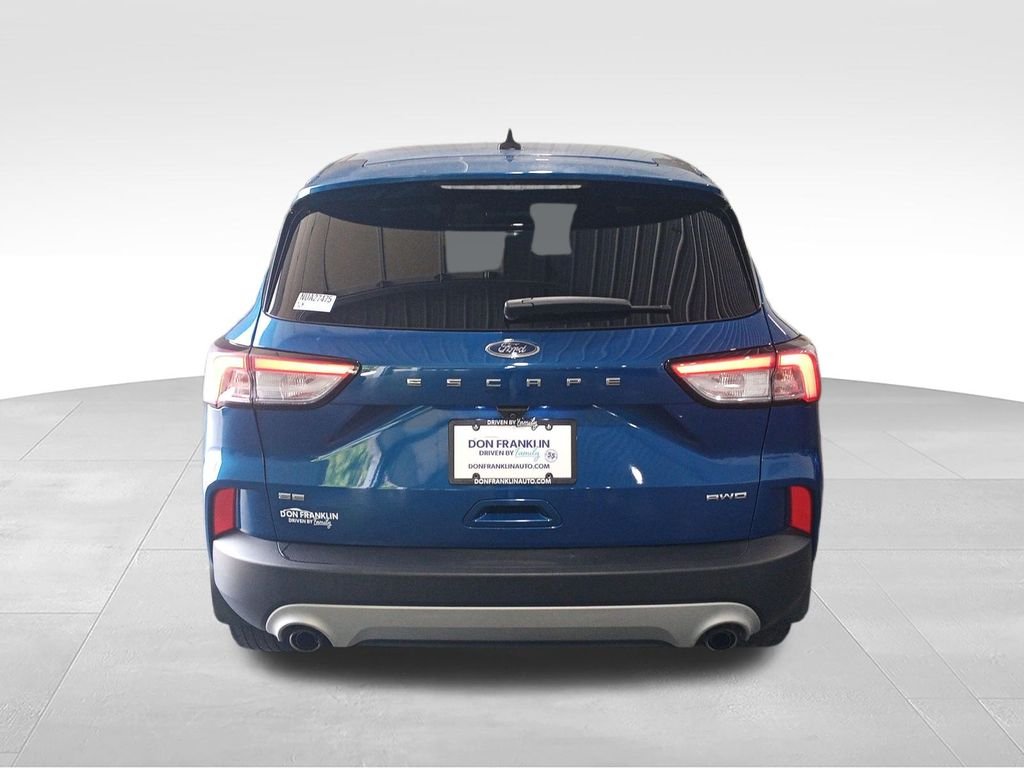Used 2022 Blue Ford SE image 5