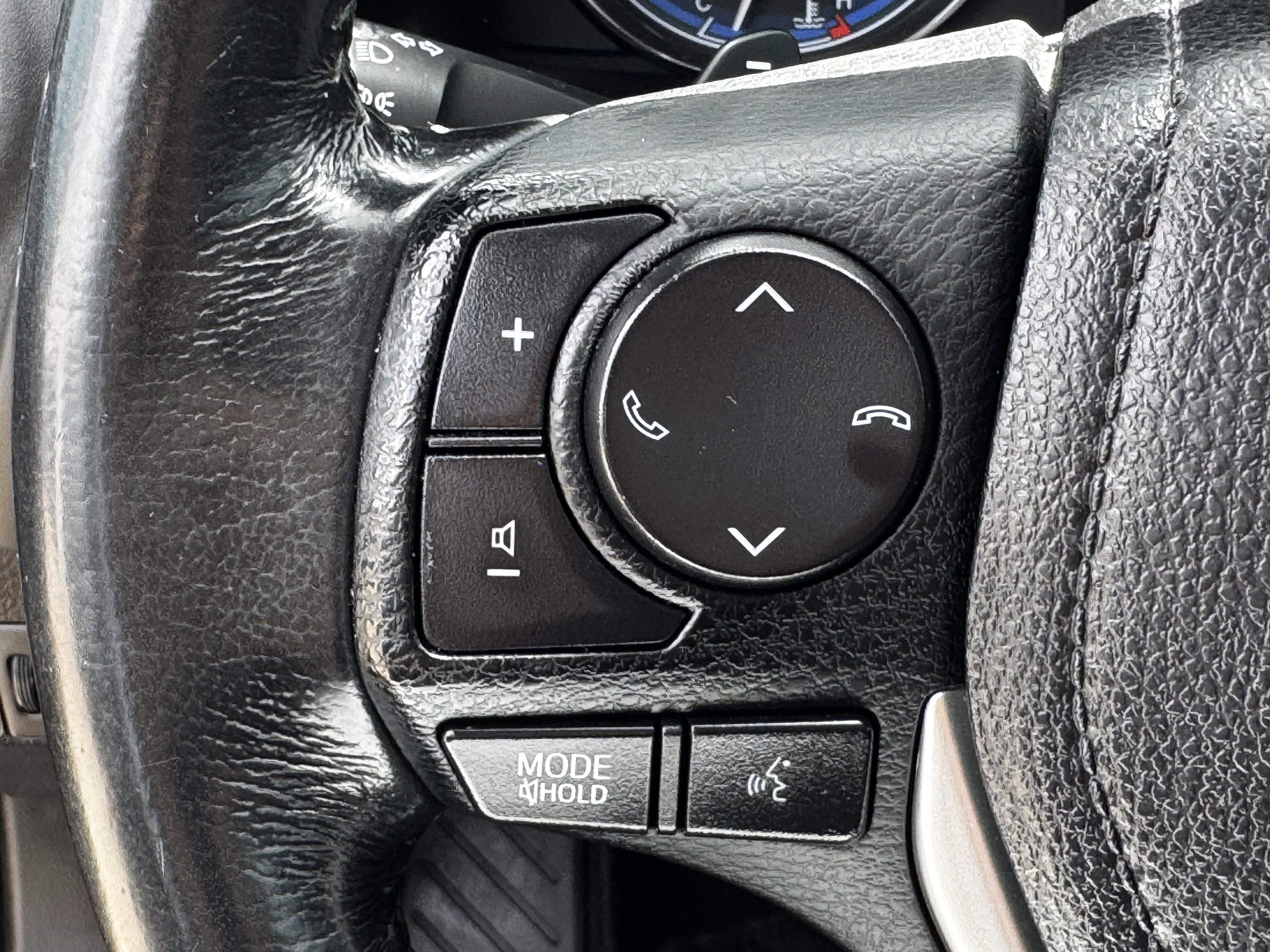 Used 2019 Black Sand Pearl Toyota L image 23