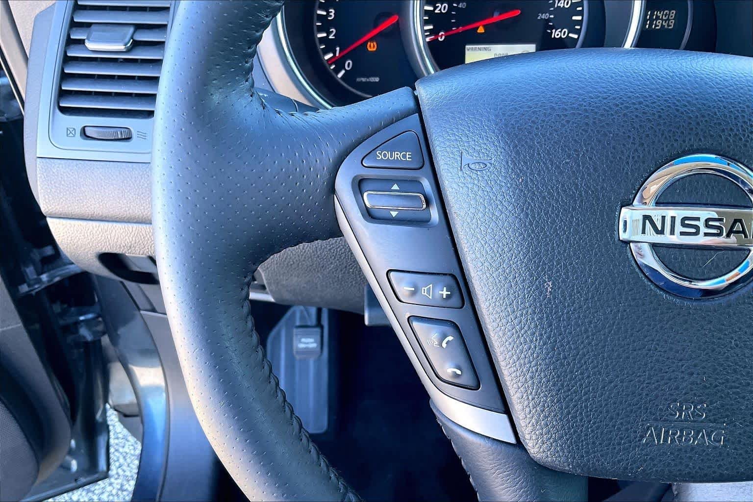 Used 2014 Graphite Blue Metallic Nissan SV image 22