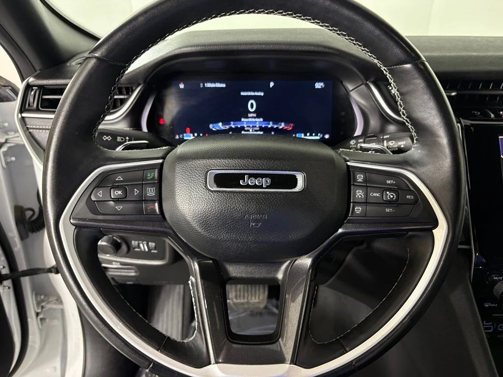 Used 2022 Bright White Clearcoat Jeep Altitude image 18