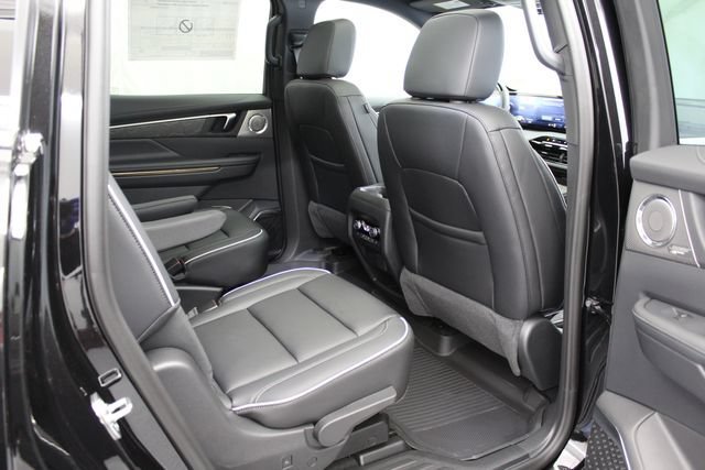 New 2026 Ebony Twilight Metallic Buick Avenir image 26