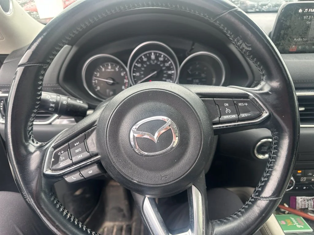 Used 2017 White Mazda Grand Select image 4