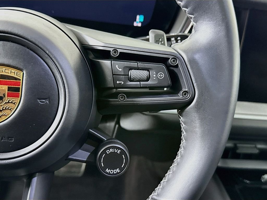 Used 2024  Porsche S image 12