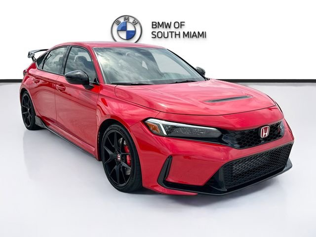 Used 2025 Red Honda  image 1
