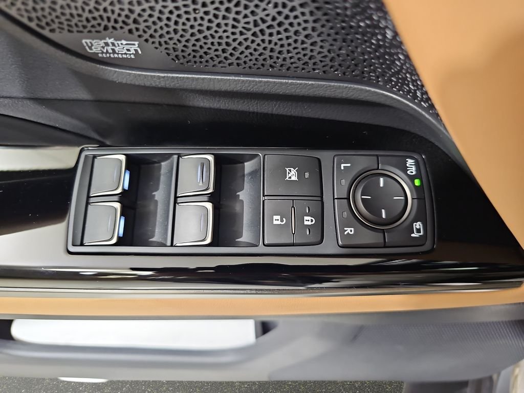 Certified Used 2024 MANGANESE LUSTER Lexus 600 Luxury image 28
