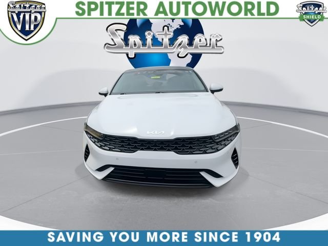 Used 2024 White Kia EX image 3