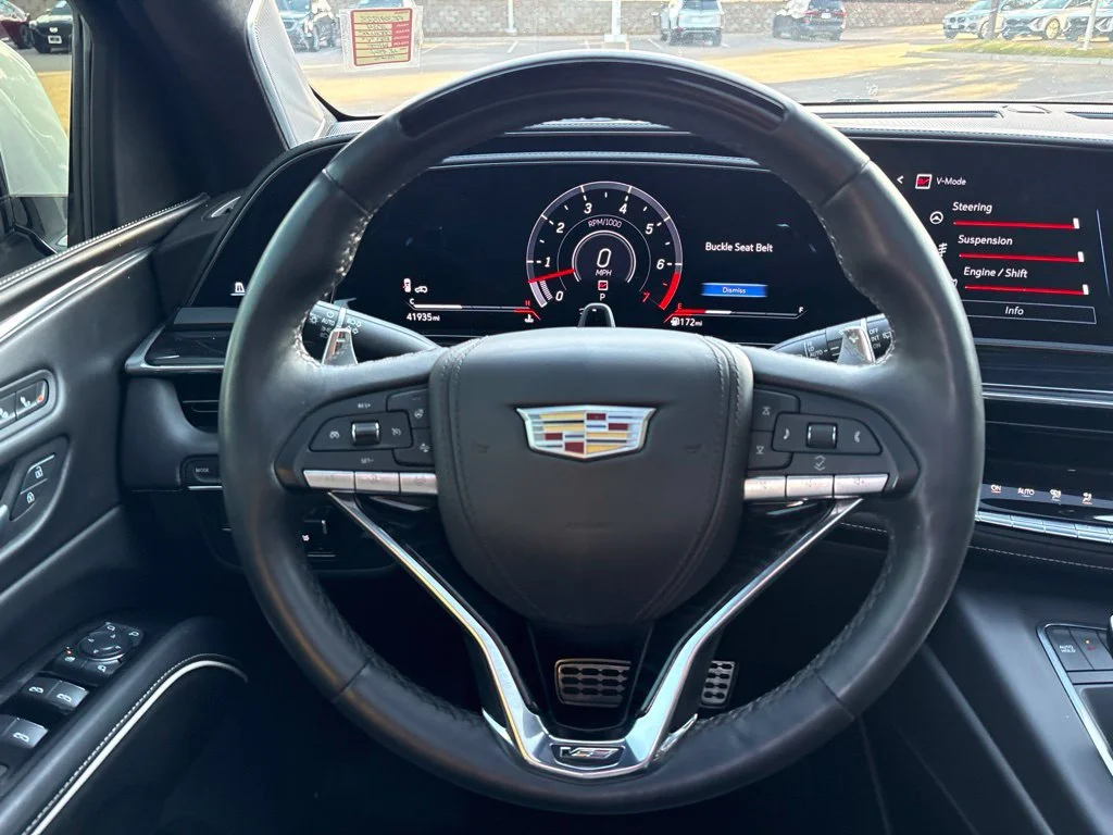 Used 2024 White Cadillac V-Series image 14