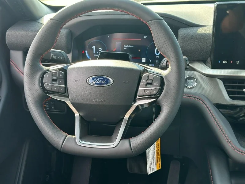 New 2026 Vapor Blue Metallic Ford ST-Line 4WD image 8