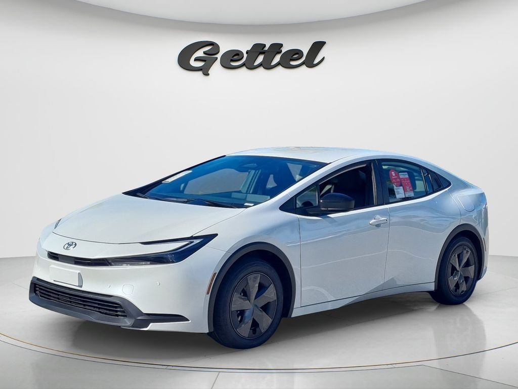 2027 Toyota Prius  LE