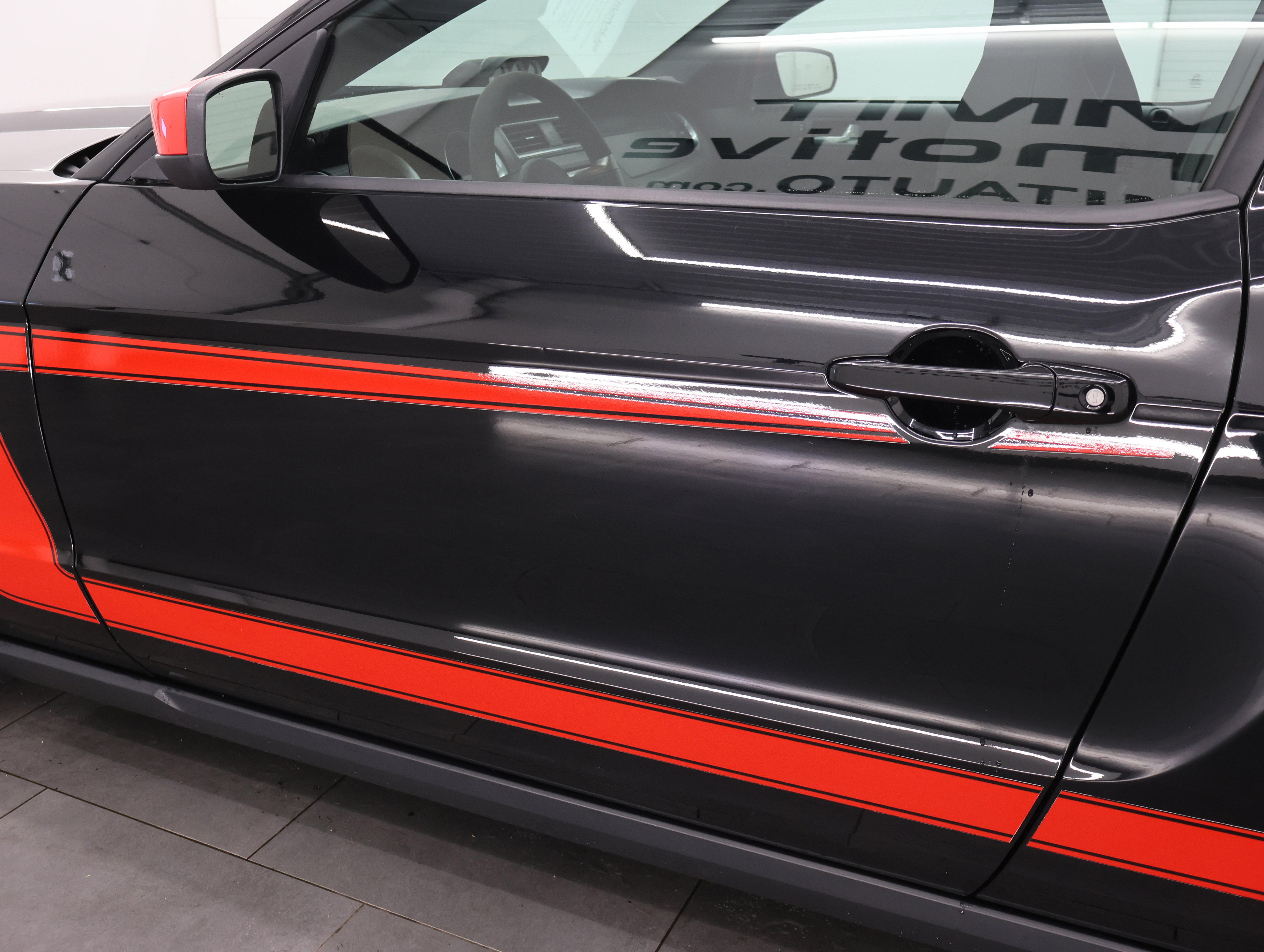 2012 Ford Mustang Boss 302 - Photo 33