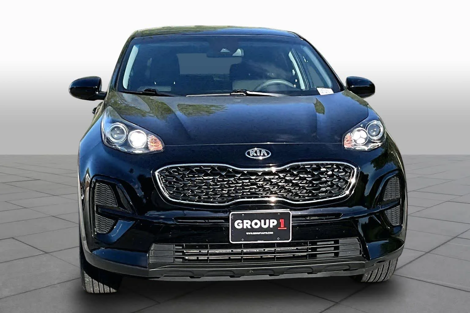 Certified Used 2020 Black Cherry Pearl Kia LX image 5