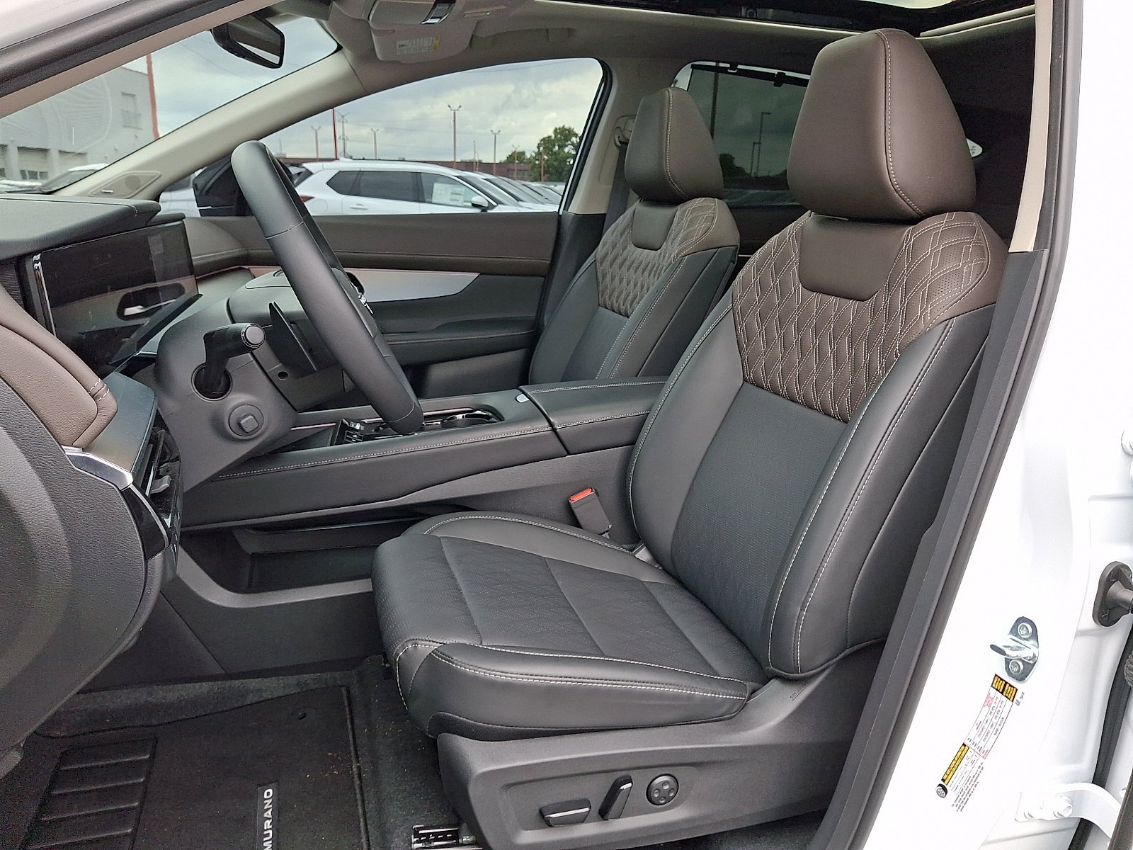 New 2026 Everest White Pearl TriCoat Nissan Platinum image 6