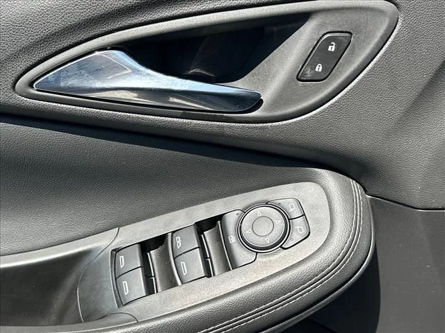 Used 2023 Gray Buick Select image 20