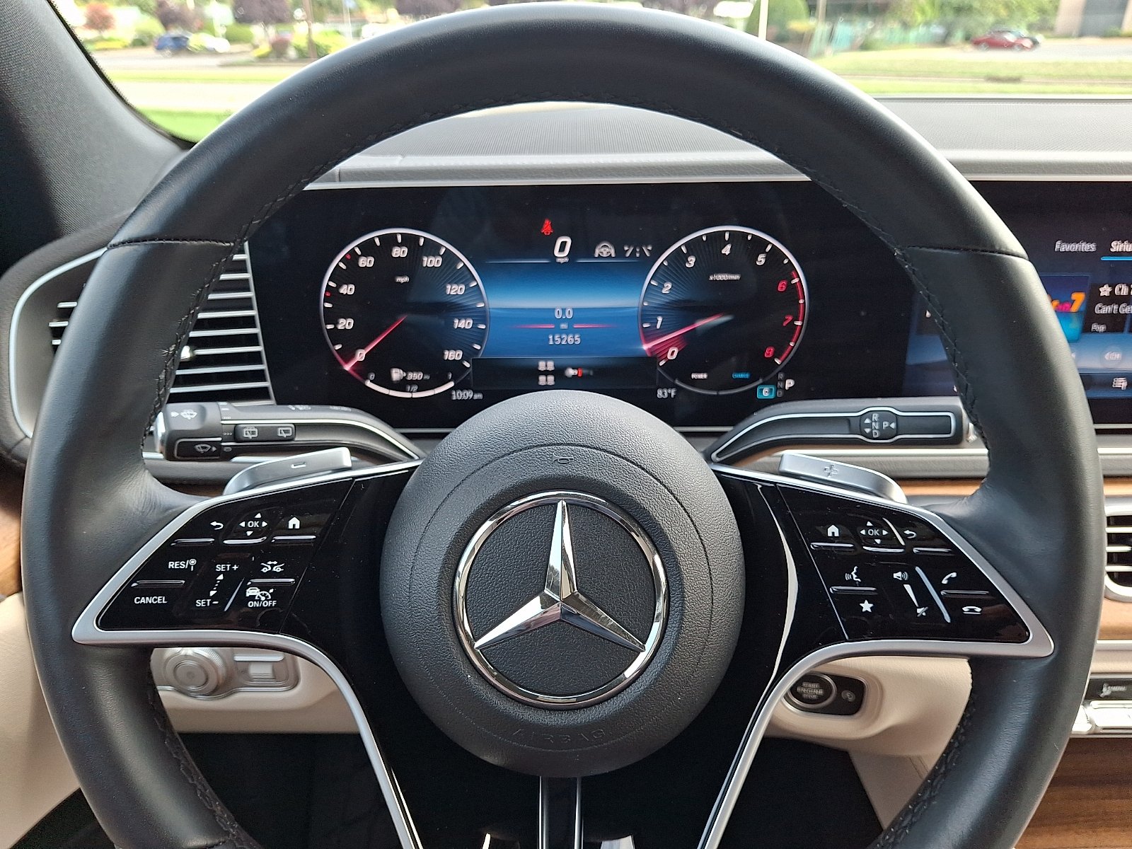 Certified Used 2025 Polar White Mercedes-Benz 4MATIC® image 20