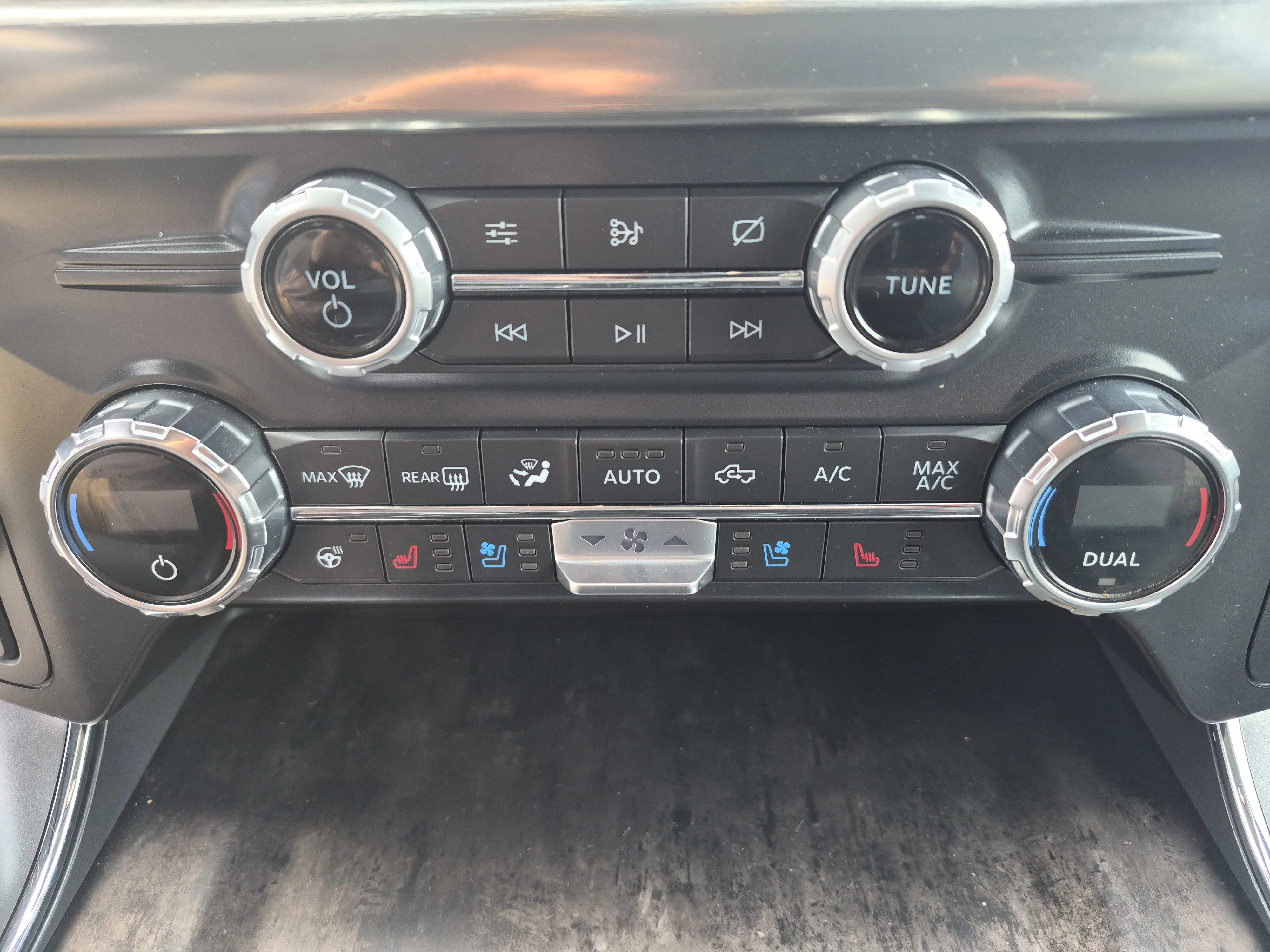 2021 Ford F-150 Lariat - Photo 6