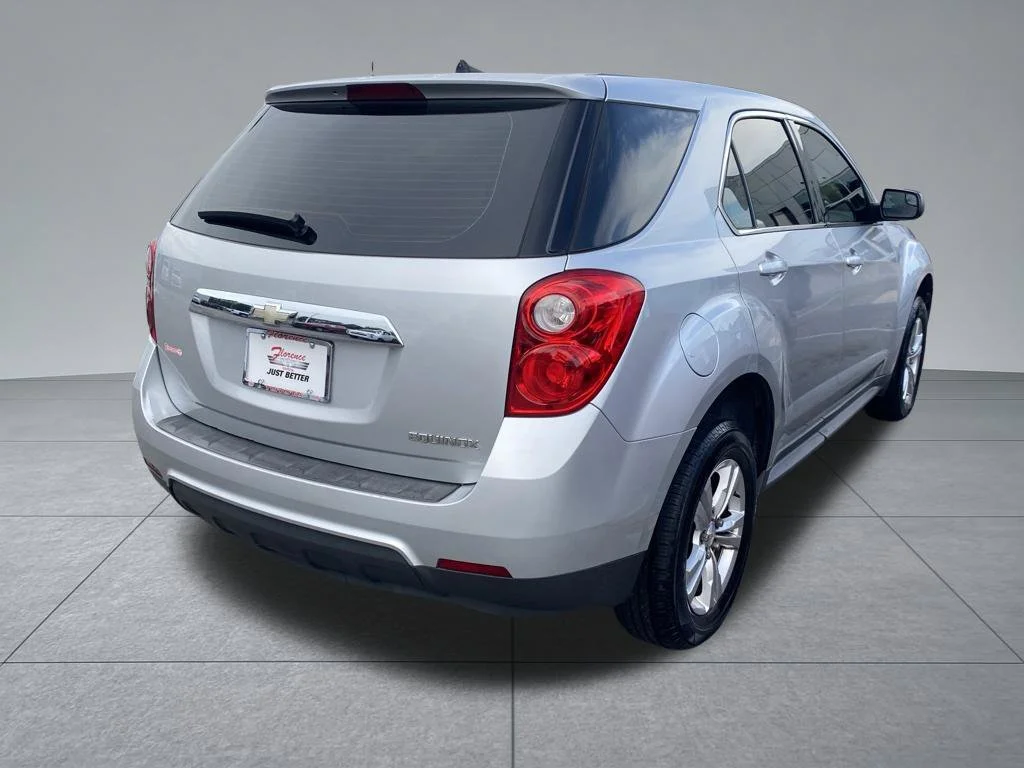 Used 2013 Silver Chevrolet LS image 13