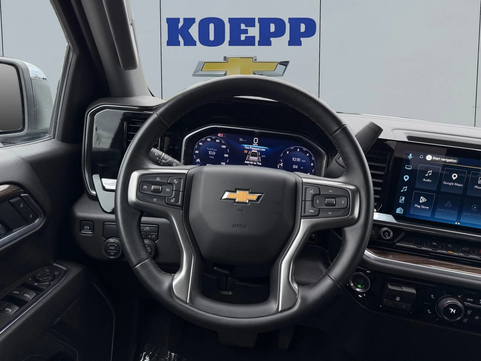 Used 2026 Summit White Chevrolet LT image 13