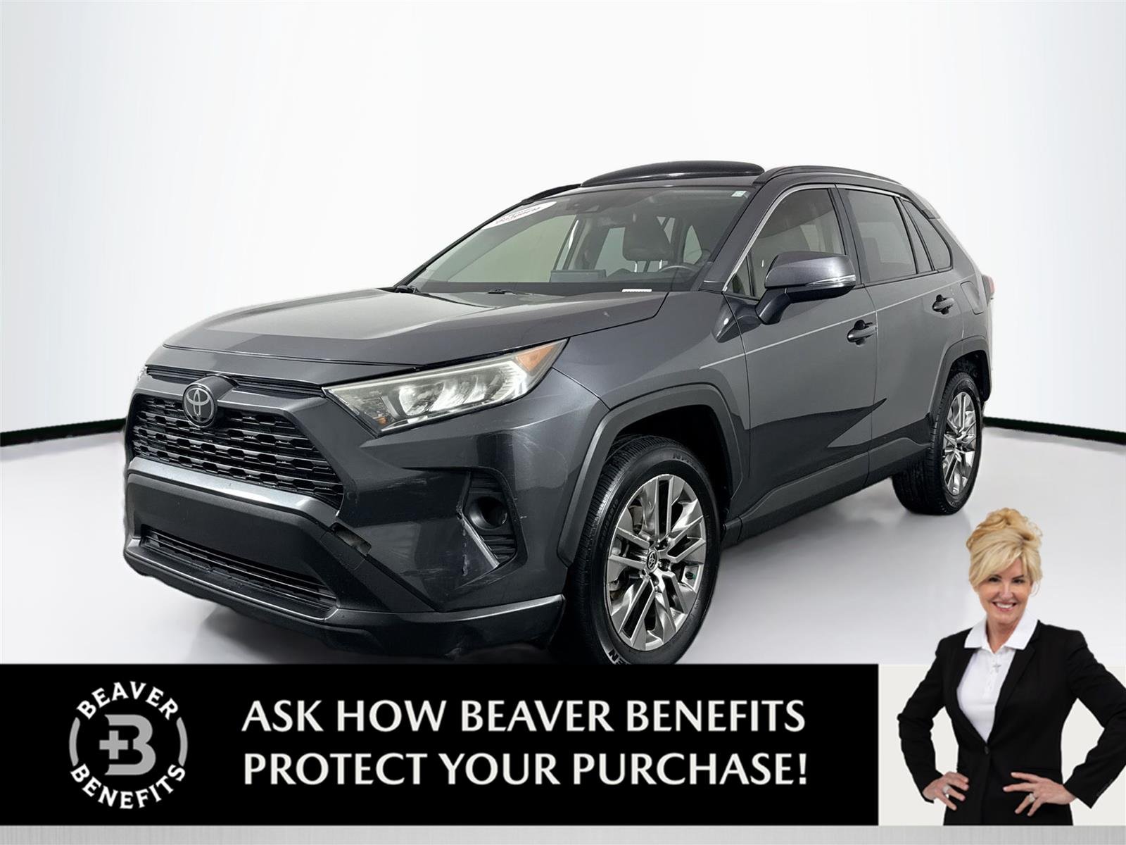 Used 2020 Magnetic Gray Metallic Toyota XLE Premium image 1