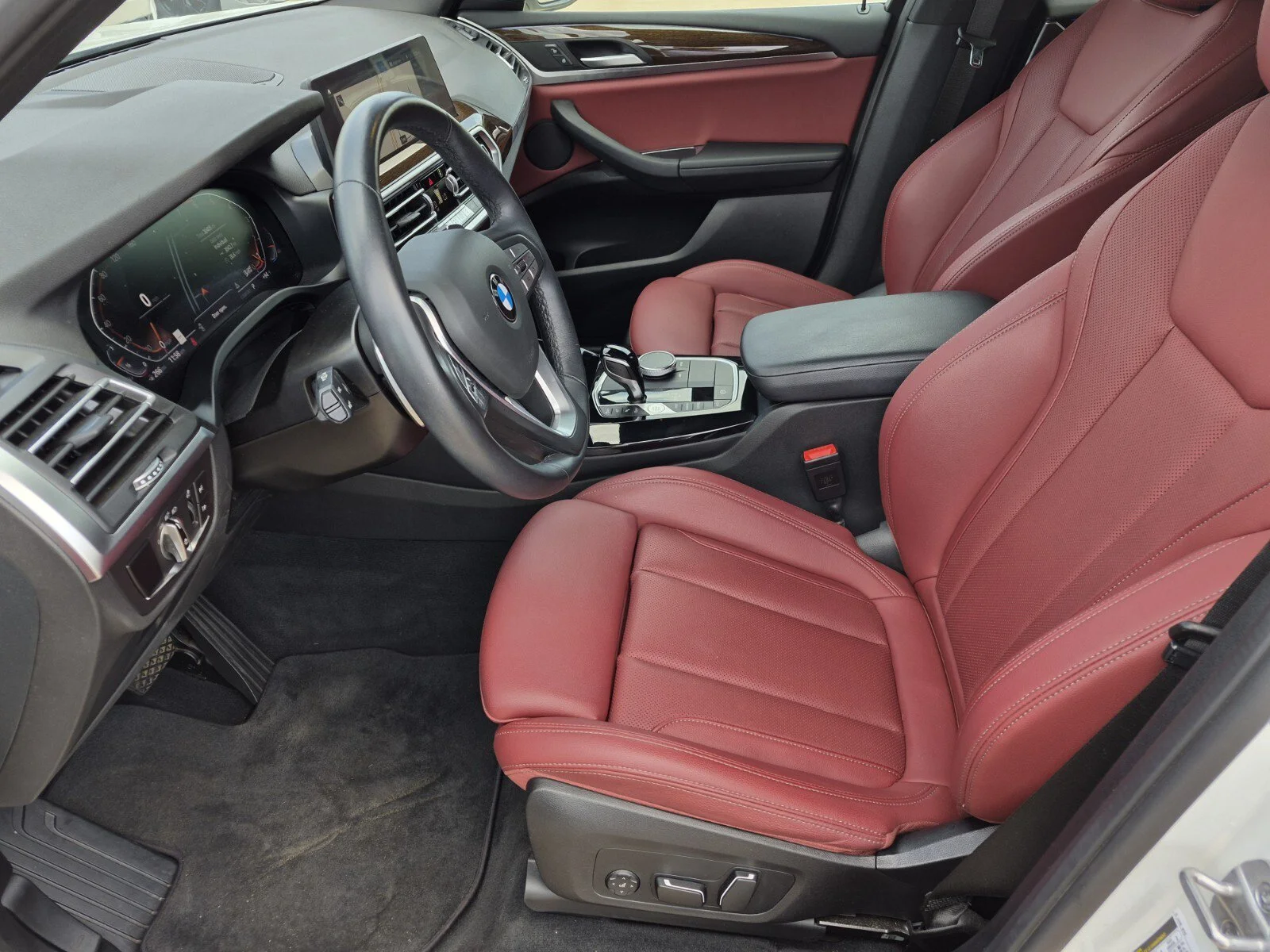 Certified Used 2024 Alpine White BMW sDrive30i image 13