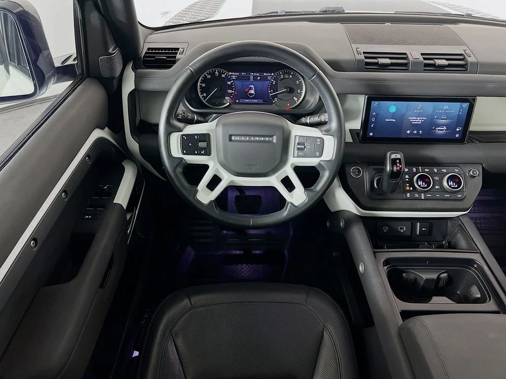 2023 Land Rover Defender S - Photo 24