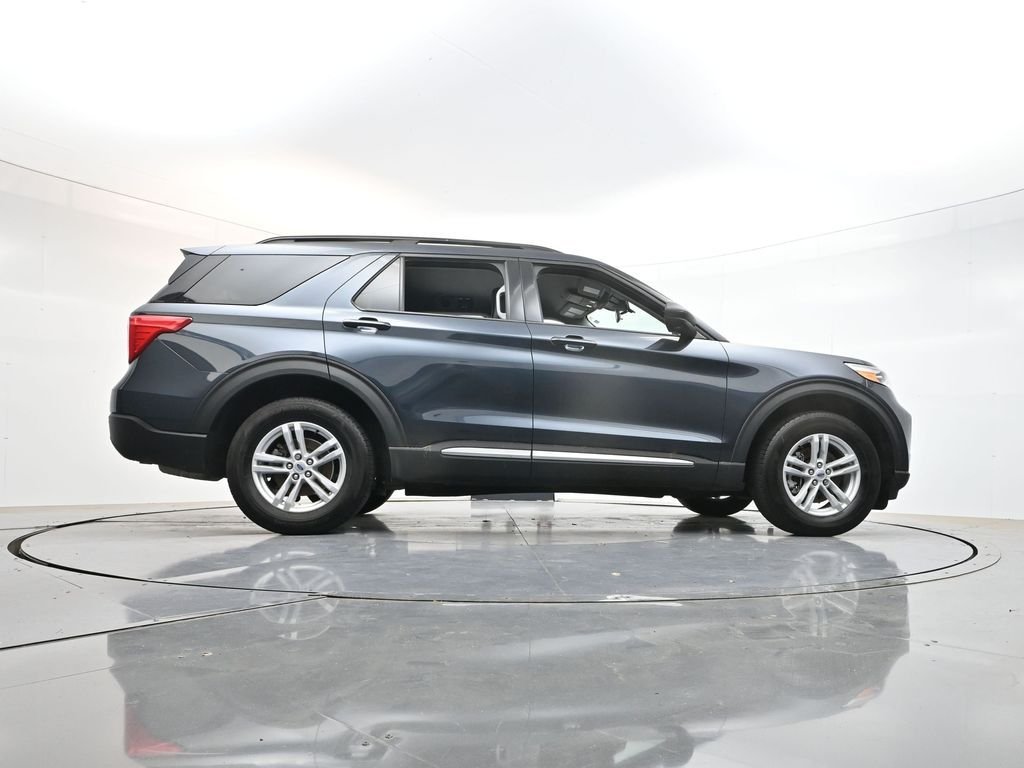 Used 2023 Blue Metallic Ford XLT image 38