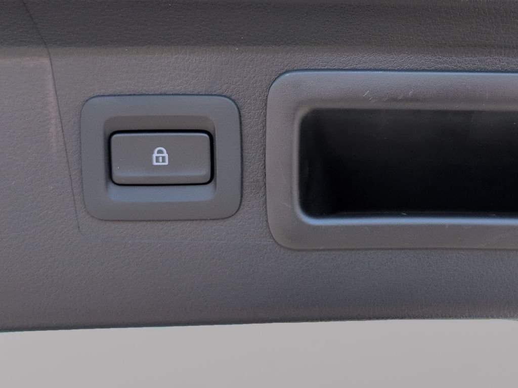 2025 Mazda CX-50 Select - Photo 32