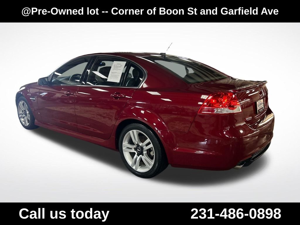 Used 2009 Red Pontiac Base image 3