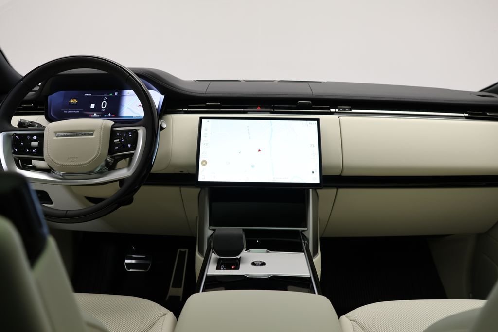 2026 Land Rover Range Rover SE - Photo 14