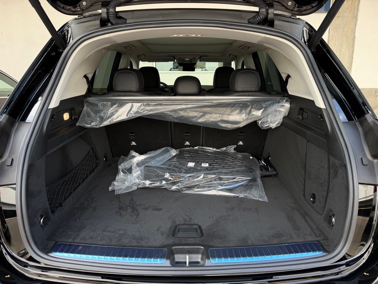 New 2026 Black Mercedes-Benz GLE 450 image 21