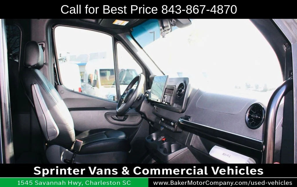 Used 2019 Black Mercedes-Benz LA WEST PORTAL DOOR image 30