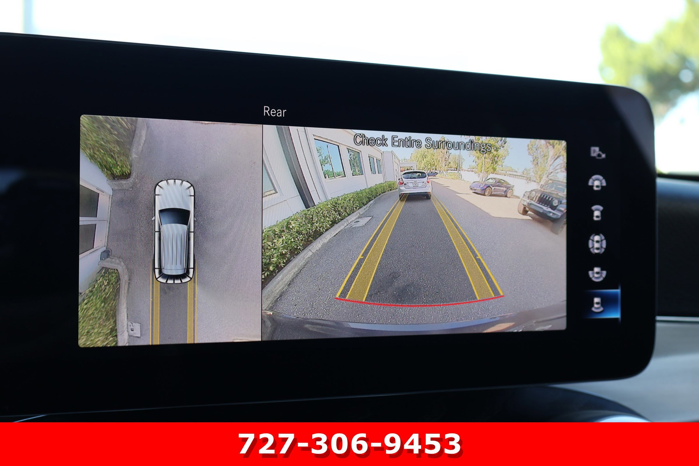 Certified Used 2022 Gray Mercedes-Benz GLC 300 image 4