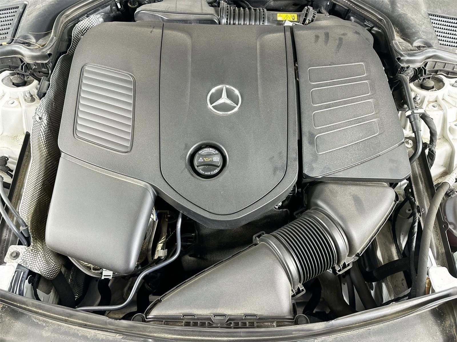 Used 2024 Polar White Mercedes-Benz C 300 image 10