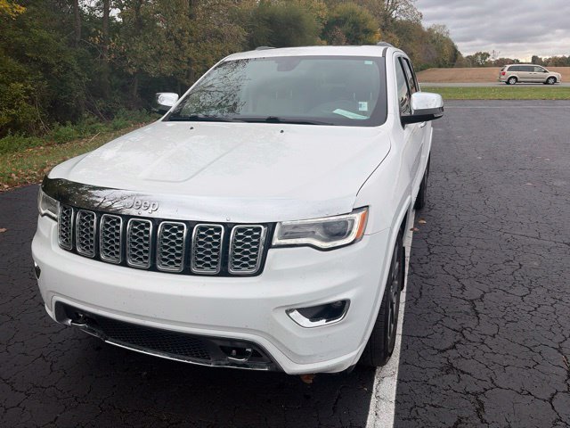 Used 2018 Bright White Clearcoat Jeep Overland image 5