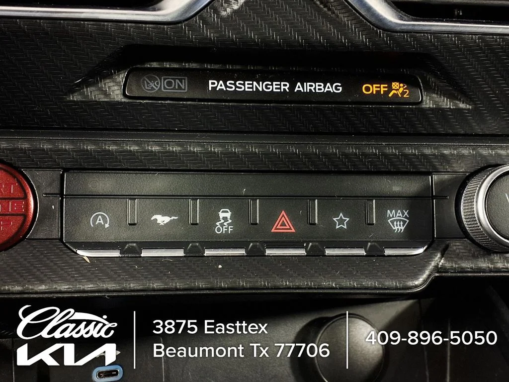 Used 2024 White Ford EcoBoost Premium image 23