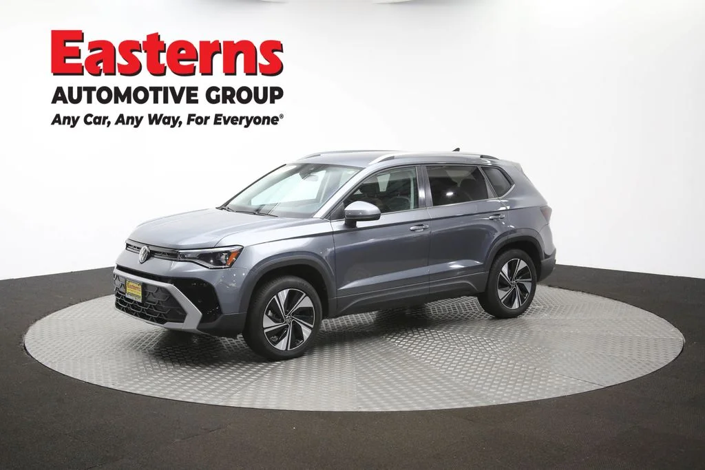 Used 2025 Gray Volkswagen 1.5T SE image 55