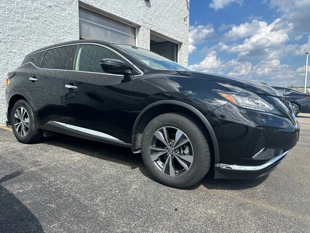 Used 2020 Black Nissan S image 2