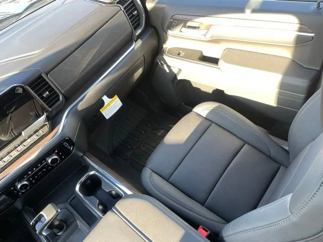 2026 GMC Sierra 1500 SLT - Photo 16