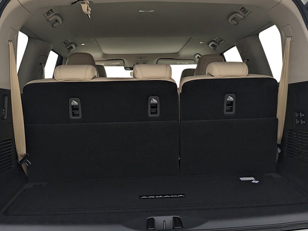 2026 Nissan Armada Platinum - Photo 28