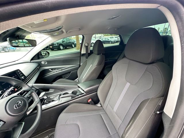 Certified Used 2022 Scarlet Red Pearl Hyundai SE image 21