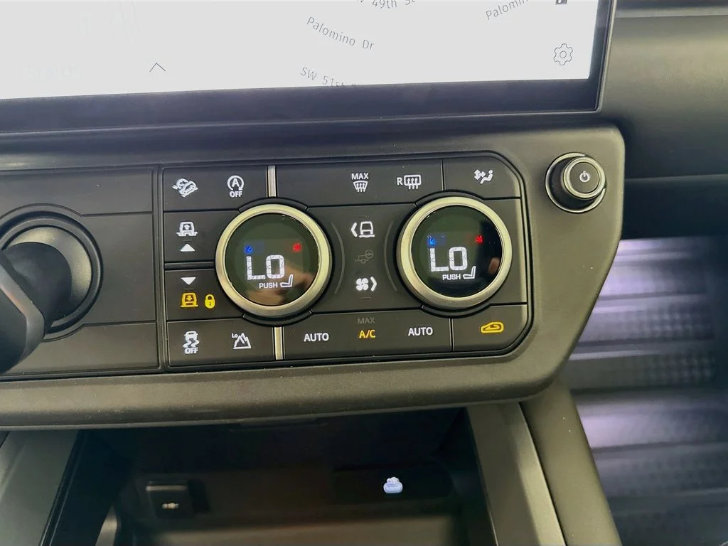 New 2026 Gondwana Stone Land Rover X-Dynamic SE image 16