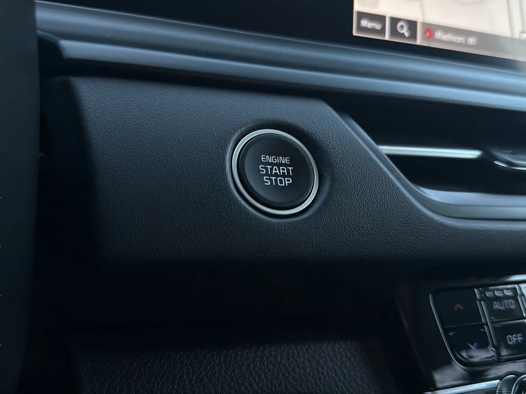 Certified Used 2024 Snow White Pearl Kia SX image 15