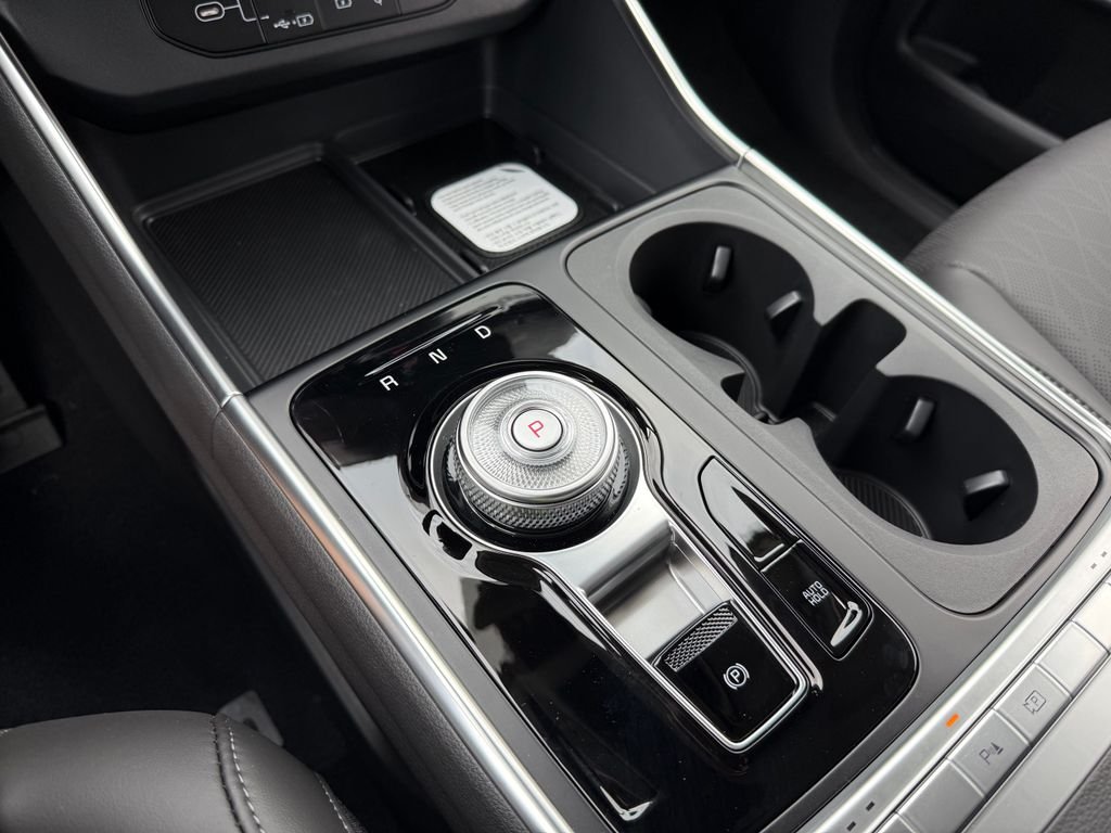 New 2027 White Kia EX image 30