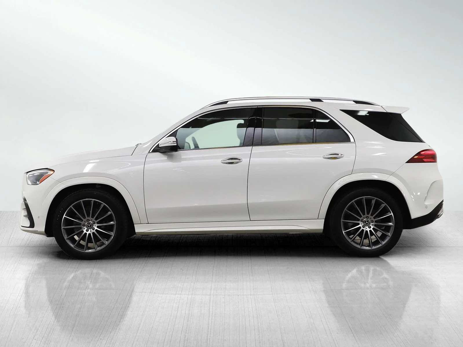 Used 2024 Mercedes-Benz GLE GLE450 with VIN 4JGFB5KB3RB175887 for sale in Wayzata, Minnesota