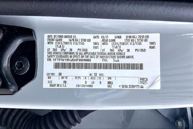 Used 2017 White Ford Raptor image 31