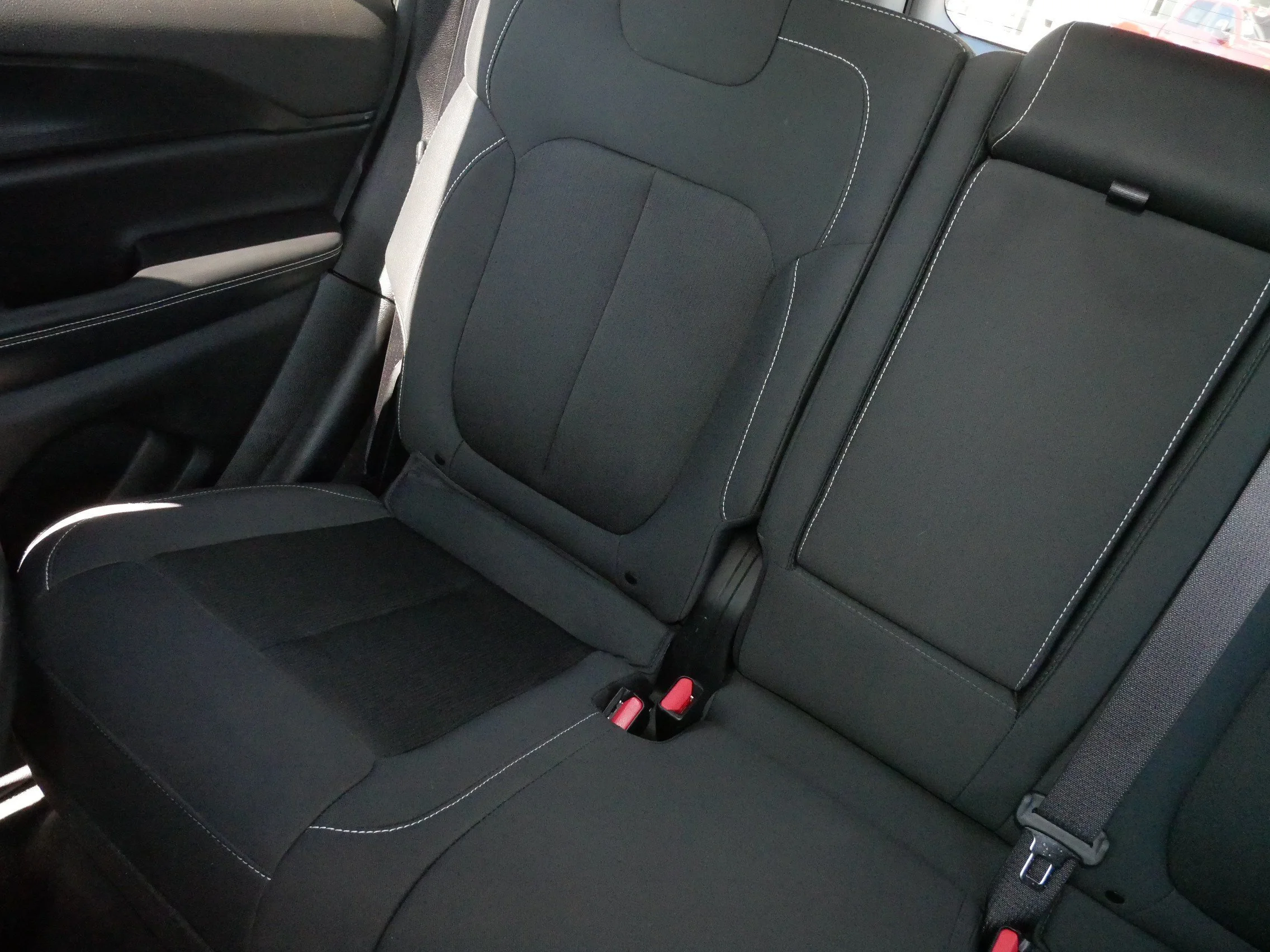 Used 2023 Bright White Clearcoat Jeep Laredo image 12