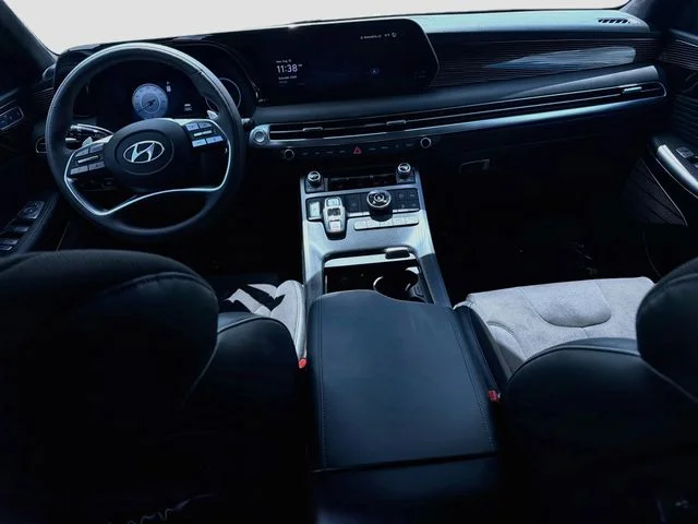 Used 2025 Black Hyundai Calligraphy Night Edition image 27