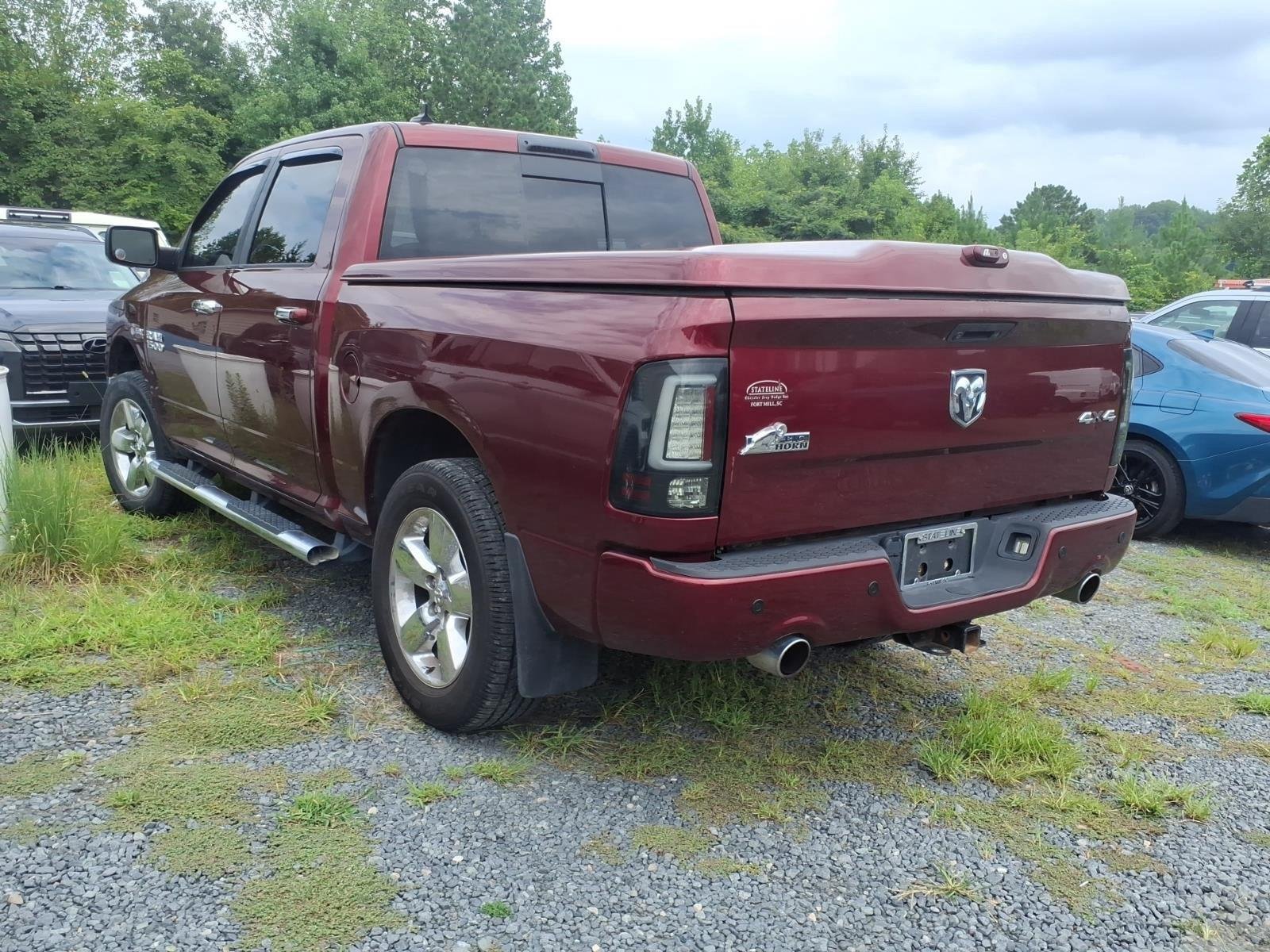Used 2016 Delmonico Red Pearlcoat Ram Big Horn image 12