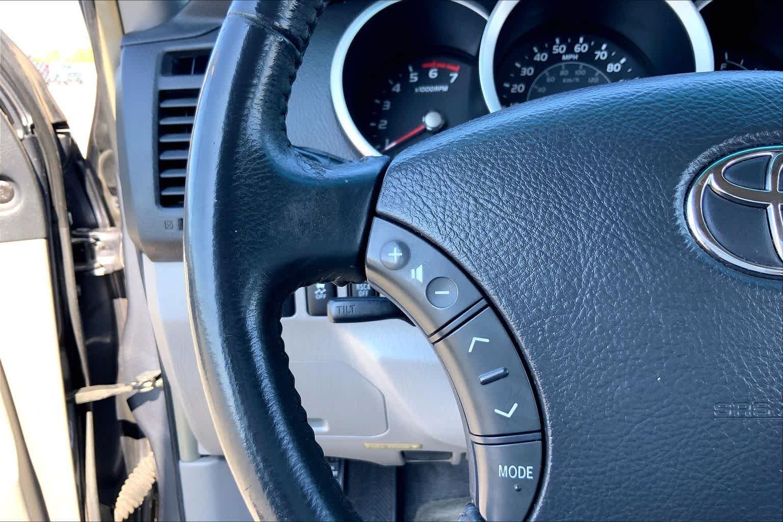 Used 2008 Galactic Gray Mica Toyota SR5 image 22